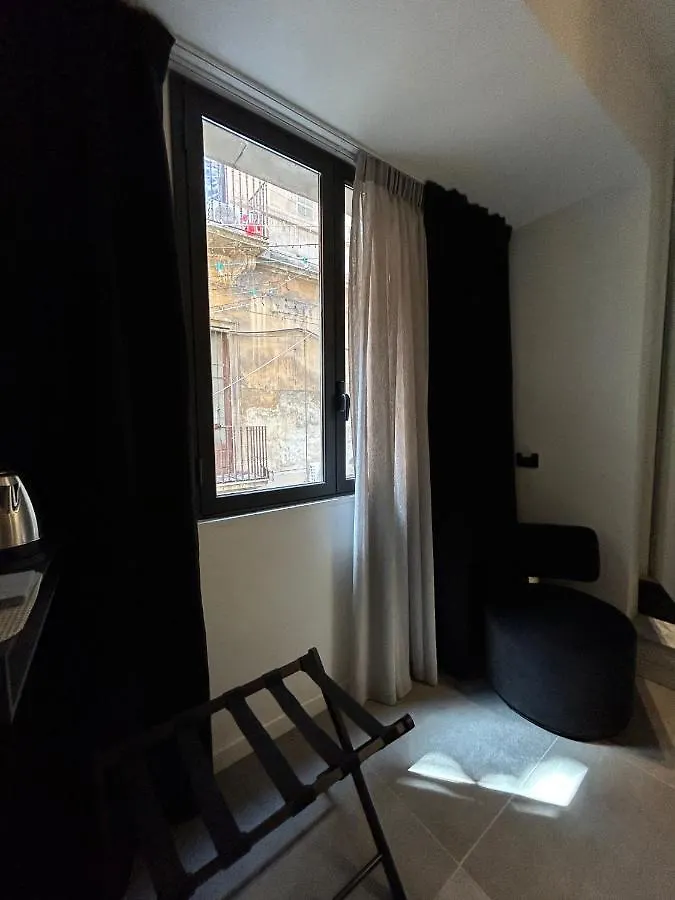 Appartamento Polpetthouse Aeroporto di Catania Fontana Rossa Italia