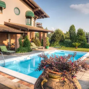 Agriturismo Maiocchi Alloggio per agriturismo Borgarello